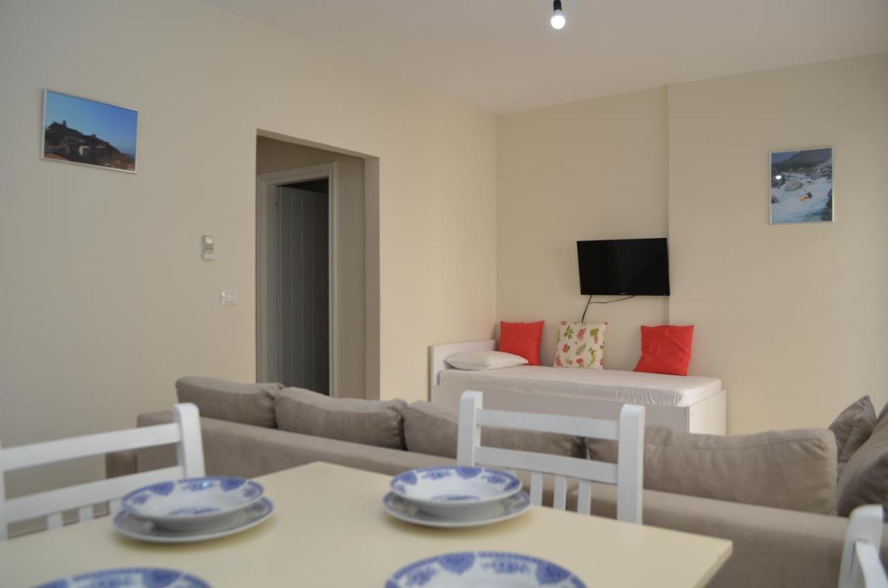 Sejdi Apartments Sarandë Exterior foto